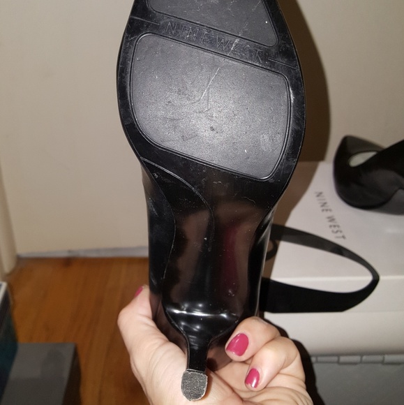 Nine West Black Leather Heels - Picture 4 of 4